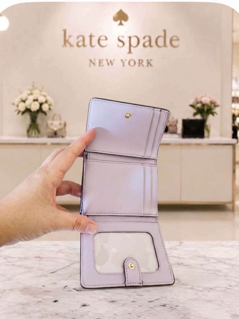 Kate Spade NY Trifold Wallet in Pale Lavender with Gold Logo - EUC - Picture 3 of 7